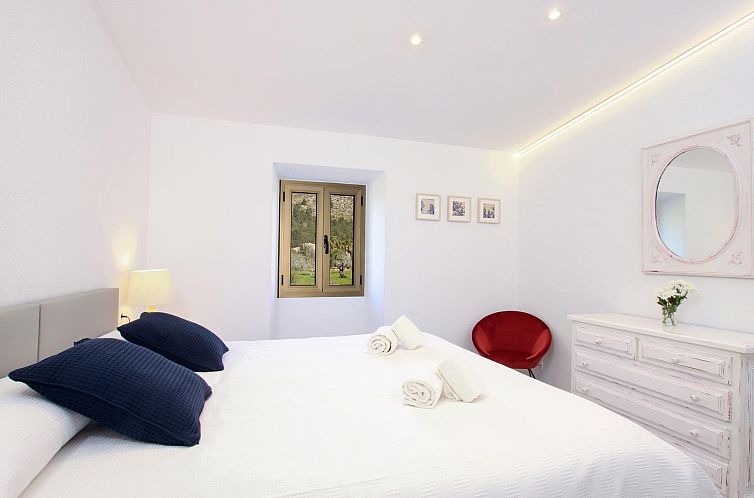 Vakantiehuis Beeindruckende große Villa in der Nähe von Ca