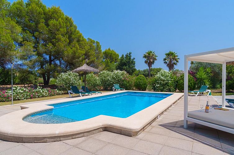 Vakantiehuis Grosses, komfortables Landhaus aus Stein auf dr