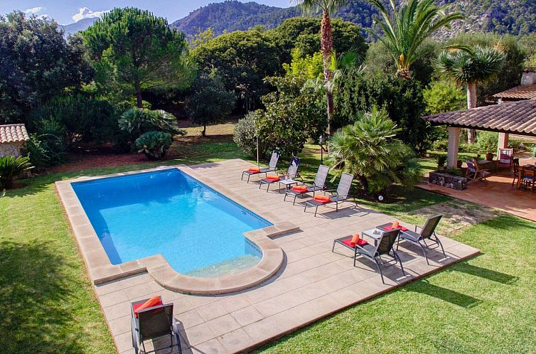 Vakantiehuis Großzügig geschnittenes Ferienhaus mit Garten