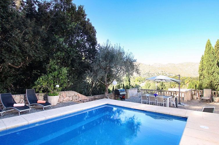 Vakantiehuis Villa Llop. Wunderschöne moderne Villa mit Sau