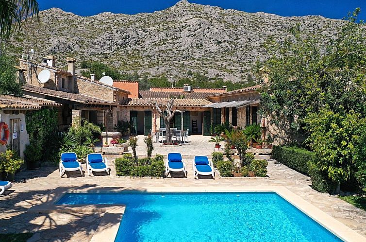 Vakantiehuis Charmante ländliche Villa Martorell mit Schwim