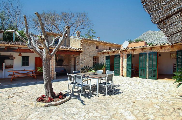 Vakantiehuis Charmante ländliche Villa Martorell mit Schwim