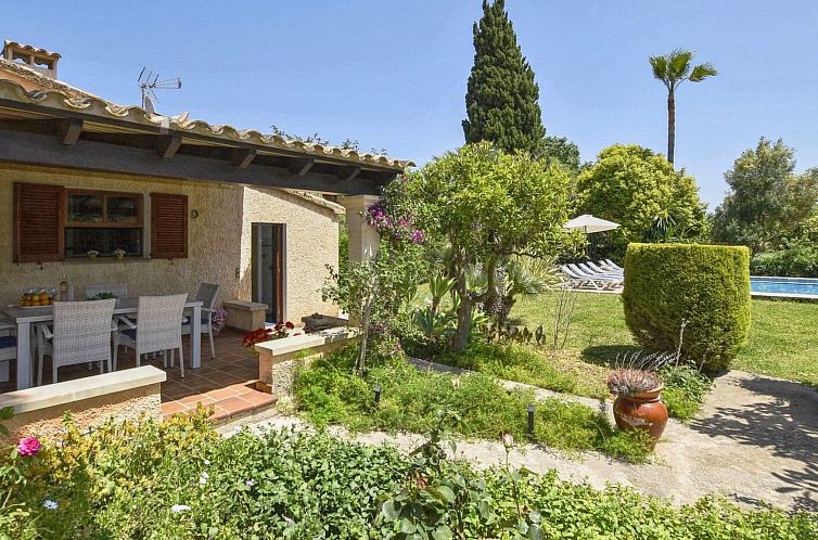 Vakantiehuis Haus mit Schwimmbad für 6 Personen 5 min vom M