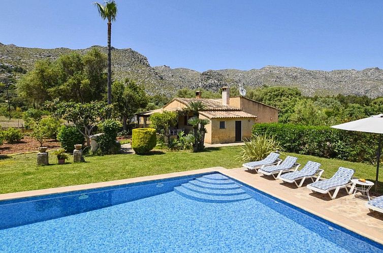 Vakantiehuis Haus mit Schwimmbad für 6 Personen 5 min vom M