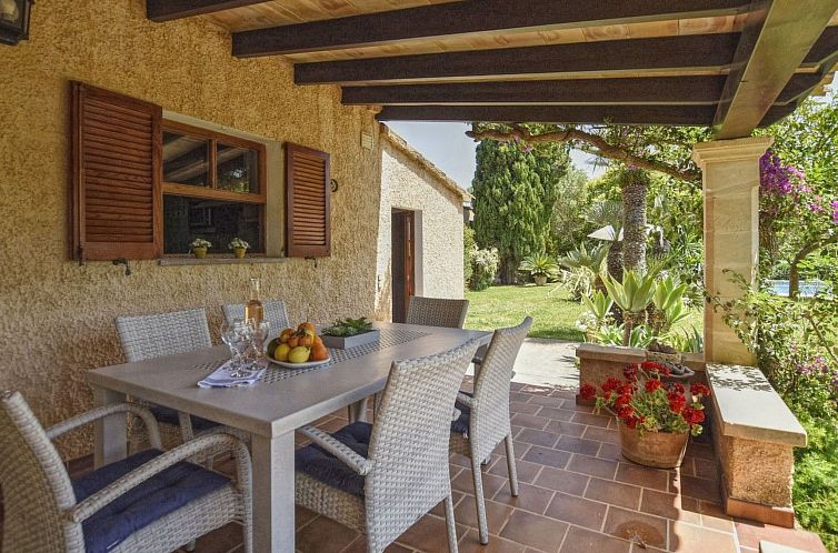 Vakantiehuis Haus mit Schwimmbad für 6 Personen 5 min vom M