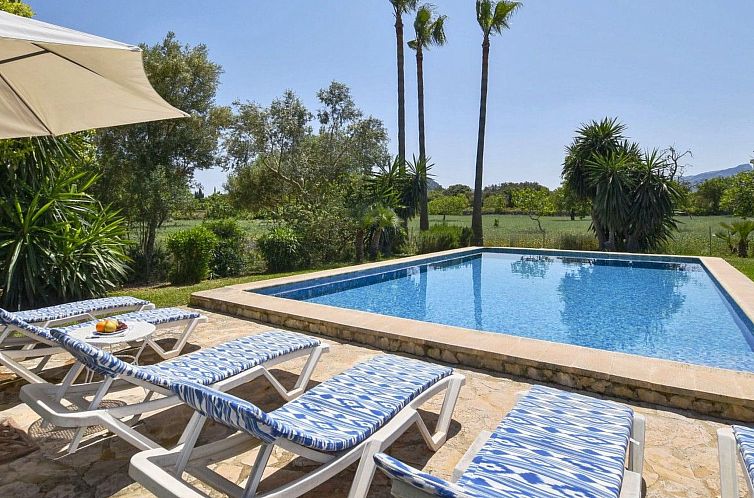 Vakantiehuis Haus mit Schwimmbad für 6 Personen 5 min vom M