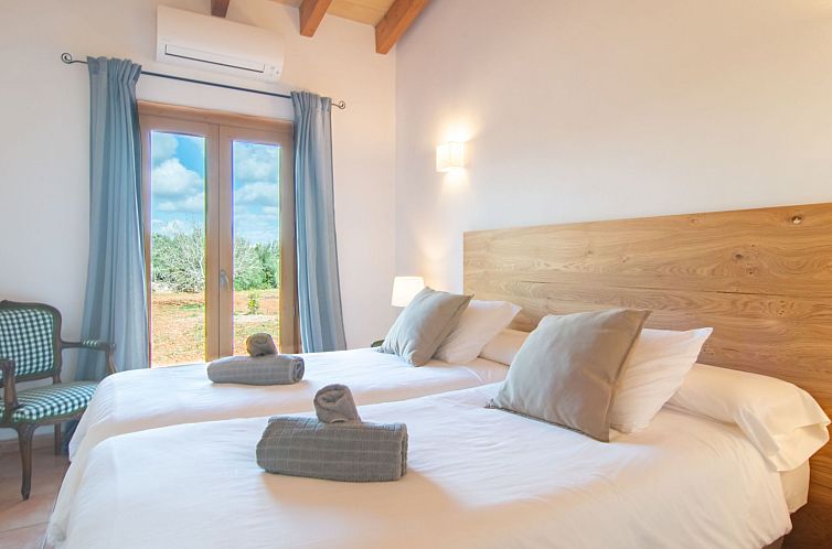 Vakantiehuis Stilvolle, top-moderne, traumhafte Finca in Sin