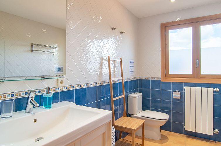 Vakantiehuis Stilvolle, top-moderne, traumhafte Finca in Sin