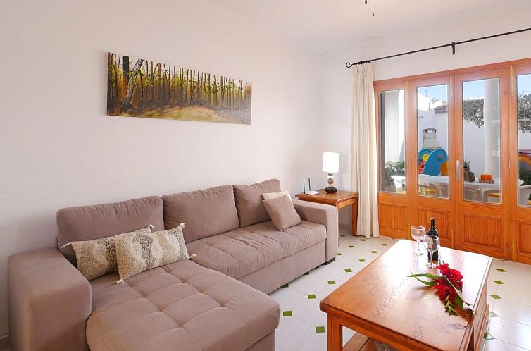 Vakantiehuis "Can Biel" in Strandnähe