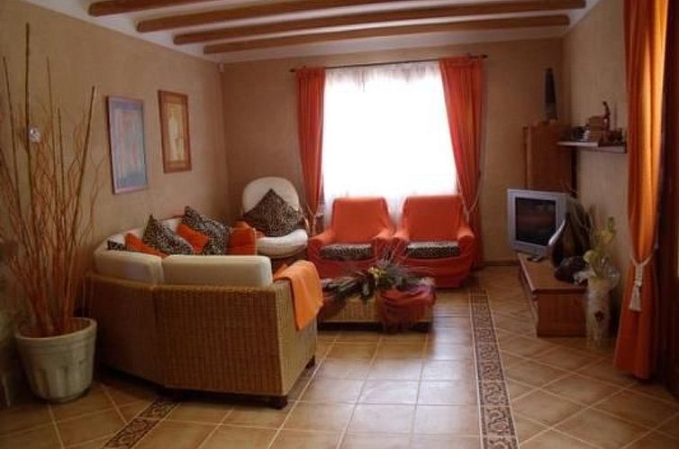 Vakantiehuis Villa mit Garten, Grill und Terrasse