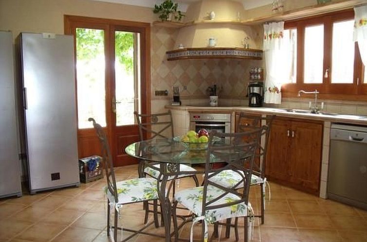 Vakantiehuis Villa mit Garten, Grill und Terrasse