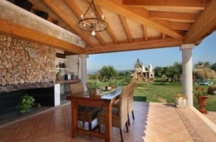 Vakantiehuis Villa mit Garten, Grill und Terrasse