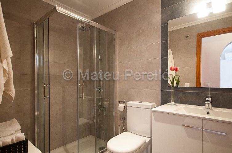 Appartement OB5-Wohnung mit 2 Doppelzimmern und Balkon