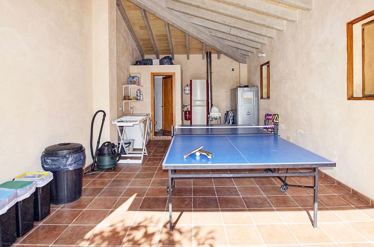 Vakantiehuis Modernes Landhaus mit Pool, Klimaanlage und WLA