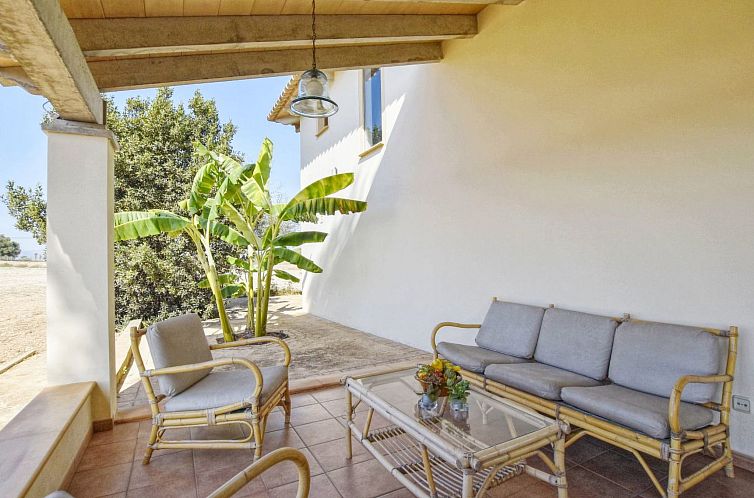 Vakantiehuis Modernes Landhaus mit Pool, Klimaanlage und WLA