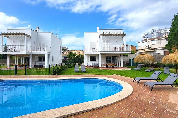 Vakantiehuis Strandhaus in Playa de Muro für 12 Personen