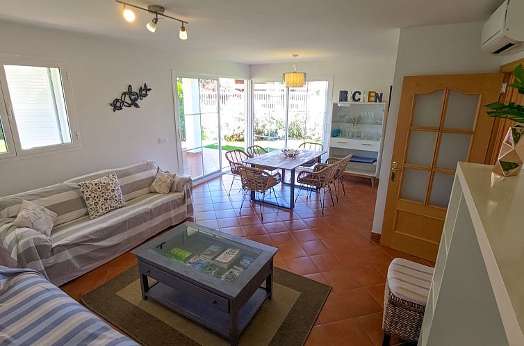 Vakantiehuis Strandhaus in Playa de Muro für 12 Personen