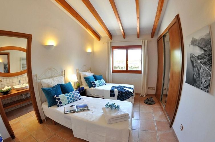 Vakantiehuis Villa Vista Verde mit Pool und Garten