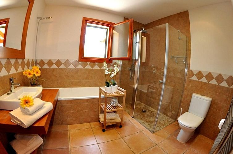 Vakantiehuis Villa Vista Verde mit Pool und Garten