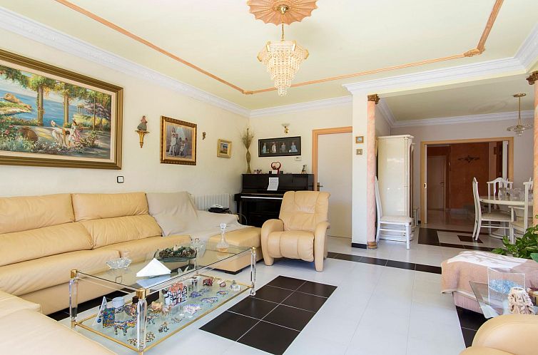 Vakantiehuis Chalet 'Villa Port Adriano'