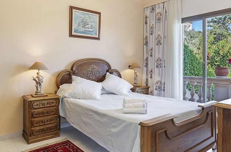 Vakantiehuis VILLA MARIA PORTALS NOUS by Priority