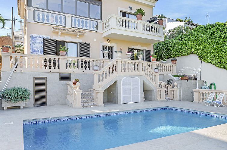 Vakantiehuis VILLA MARIA PORTALS NOUS by Priority