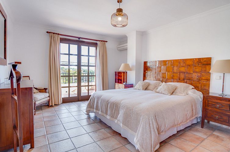Vakantiehuis VILLA PORTALS NOUS by Priority Villas