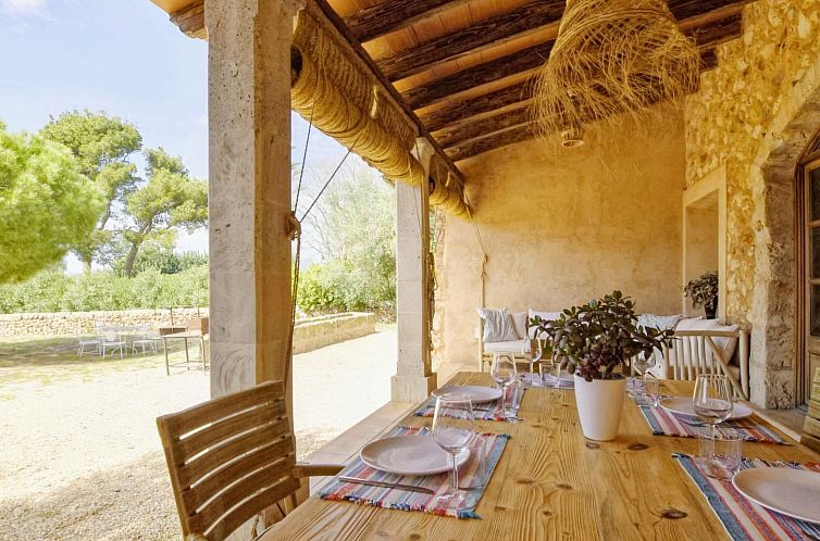 Vakantiehuis Finca in idyllischer Umgebung Pool & Klima 8 Pe