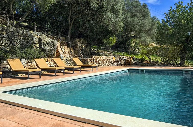 Vakantiehuis Finca in idyllischer Umgebung Pool & Klima 8 Pe