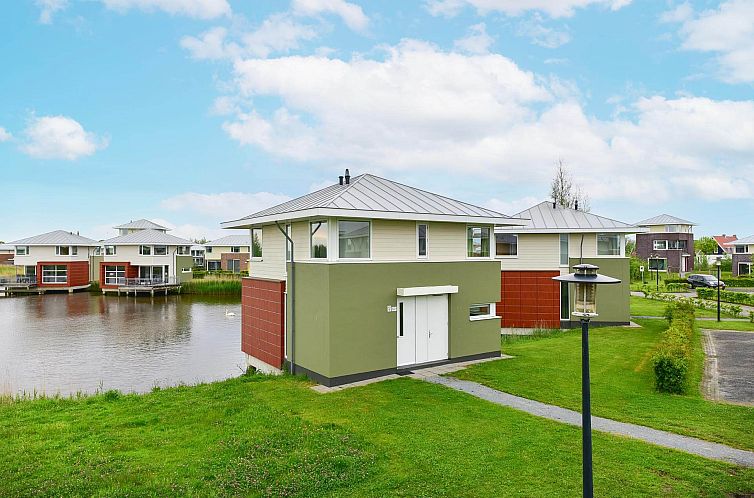 Vrijstaande woning in Anjum
