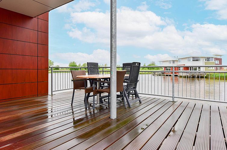 Vrijstaande woning in Anjum