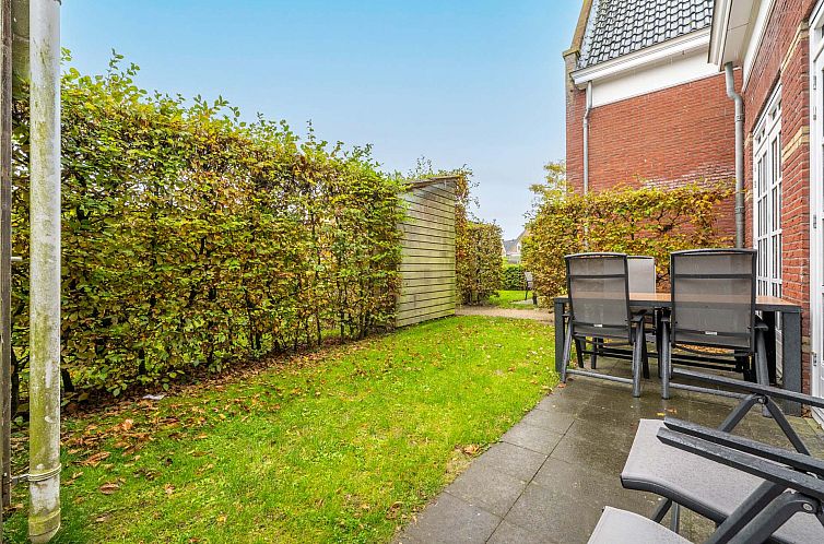 Vrijstaande woning in Anjum