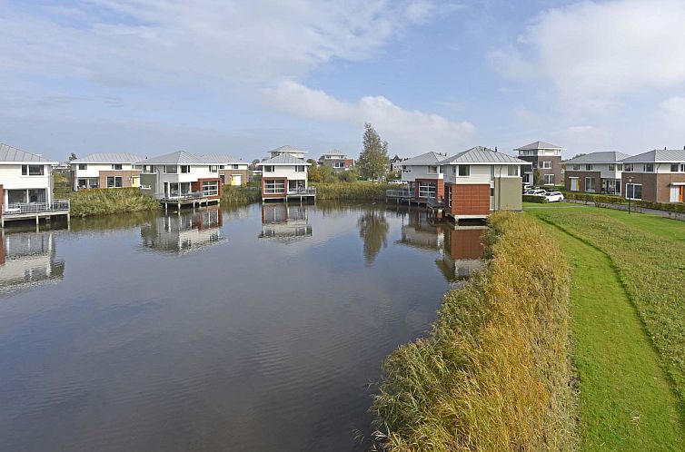 Vrijstaande woning in Anjum