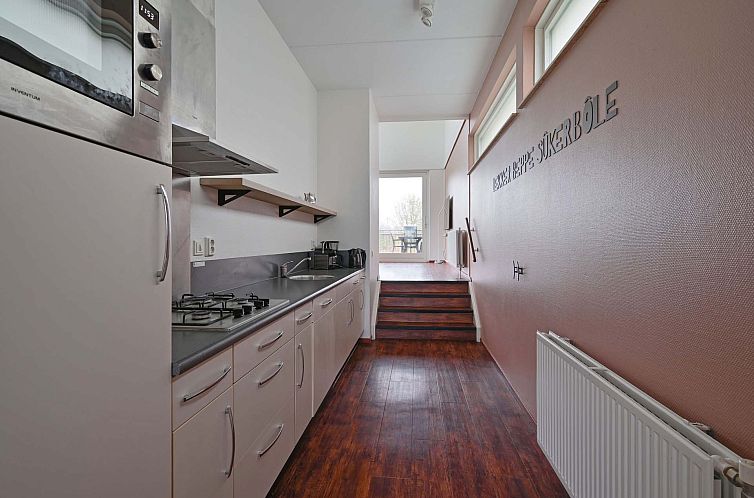 Vrijstaande woning in Anjum