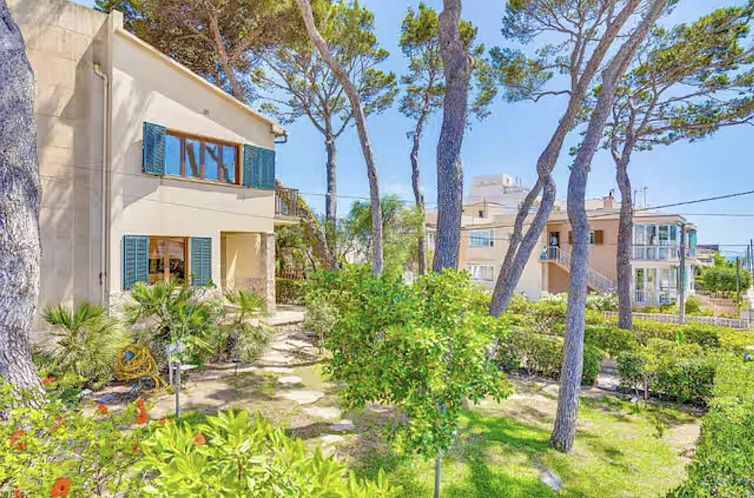 Vakantiehuis Villa mit Pool in Cala Estancia, nahe Palma