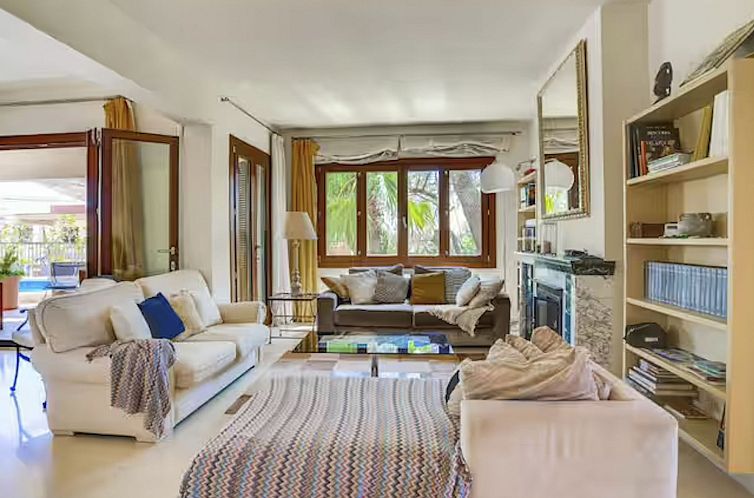 Vakantiehuis Villa mit Pool in Cala Estancia, nahe Palma