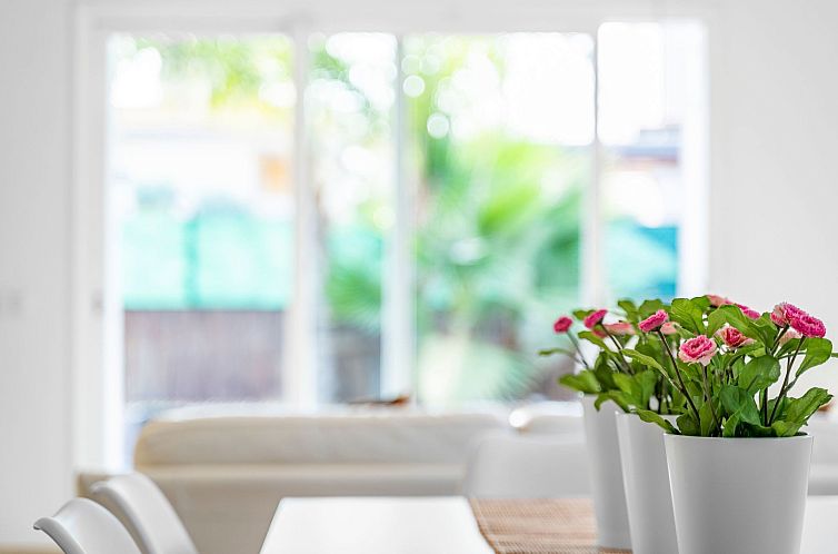 Vakantiehuis Villa SOL FELOSTAL, 130m zum Strand, nahe Airpo