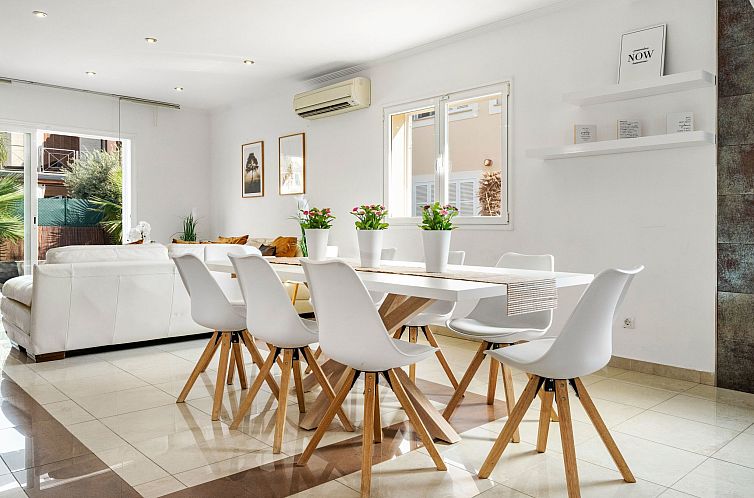 Vakantiehuis Villa SOL FELOSTAL, 130m zum Strand, nahe Airpo