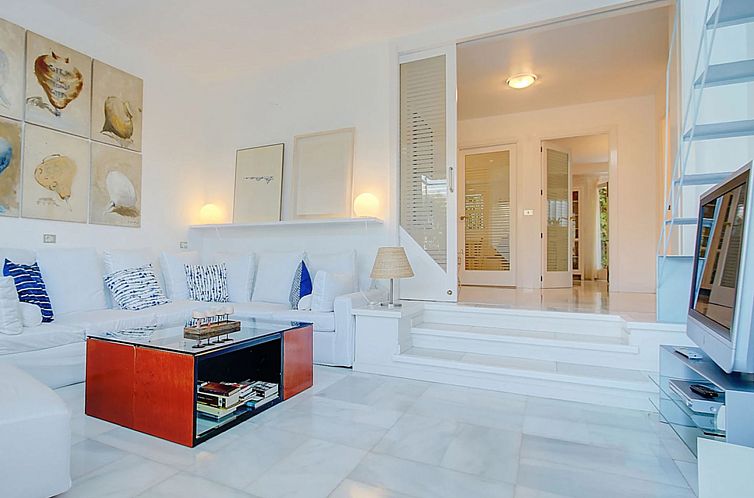 Vakantiehuis VILLA BONANOVA STYLE