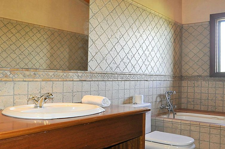 Vakantiehuis Villa "Cas Nins"