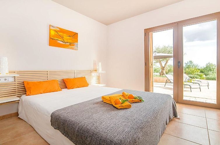 Vakantiehuis Tolles Ferienhaus in Campos mit Großem Pool