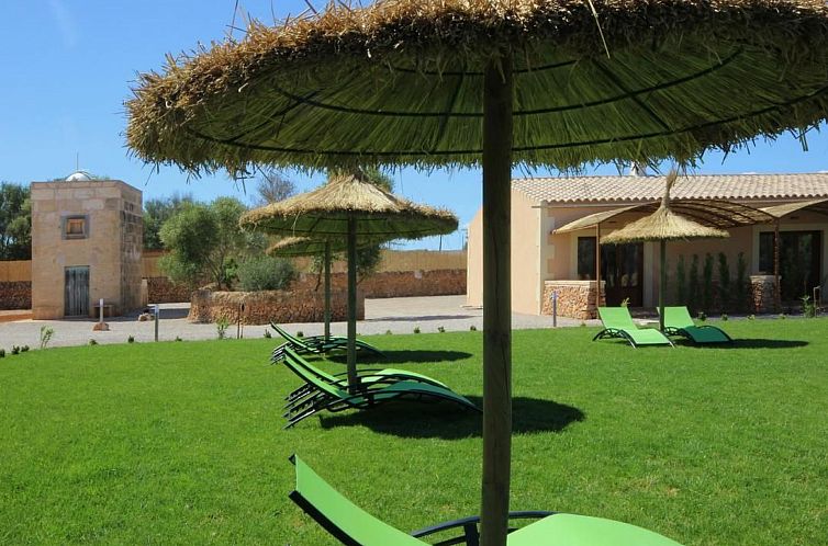 Appartement Wohnung mit Pool, Garten, Terrasse und Grill