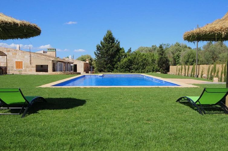 Appartement in Campos mit Terrasse und Garten