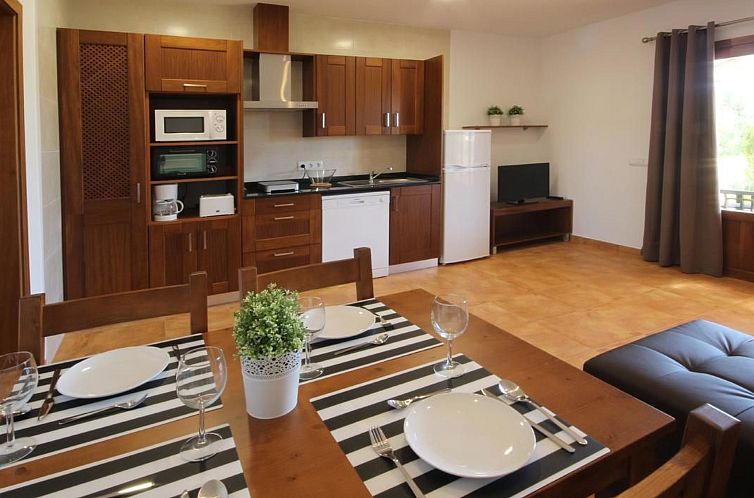 Appartement 6 mit Garten in Campos