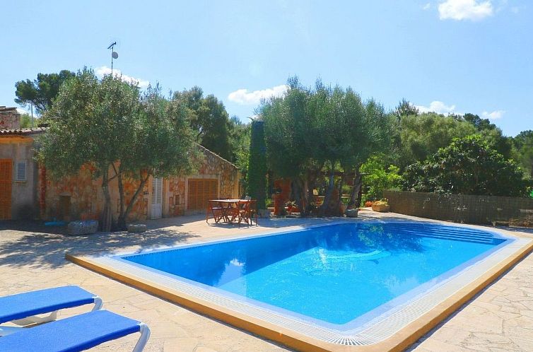 Vakantiehuis Finca Alfabia Campos