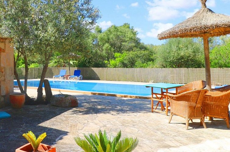 Vakantiehuis Finca Alfabia Campos