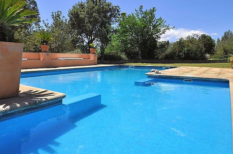 Vakantiehuis Villa con piscina y pista de tenis privada idea