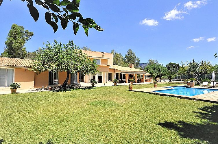 Vakantiehuis Villa con piscina y pista de tenis privada idea