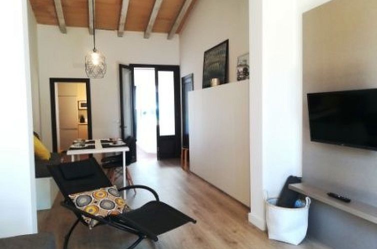 Appartement Touristenwohnung "Pins" mit Terrasse