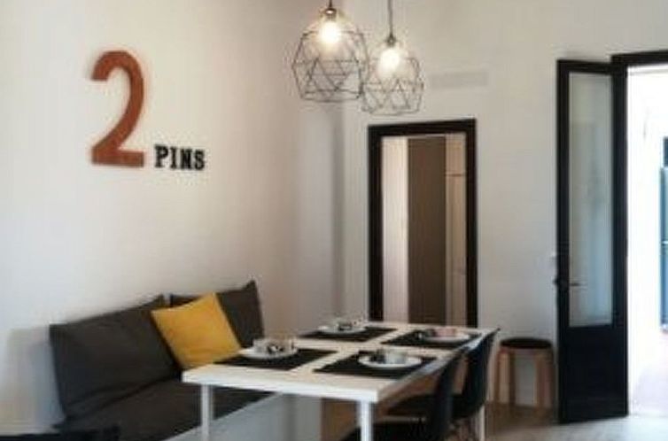 Appartement Touristenwohnung "Pins" mit Terrasse